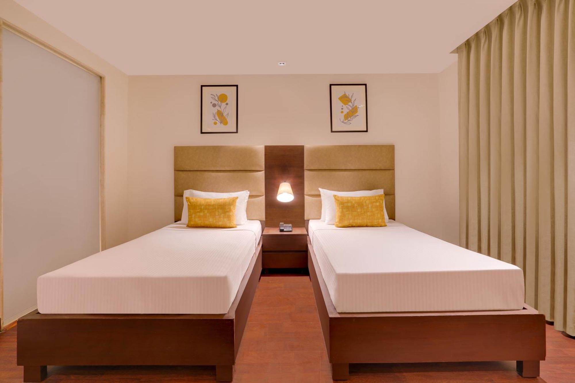 Lemon Tree Hotel, Noida Exterior foto